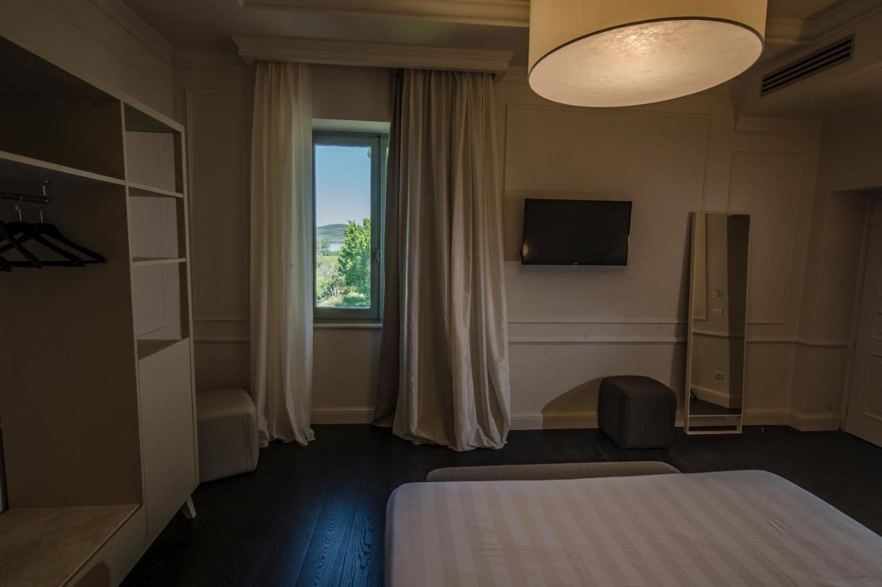 Isola Polvese Resort Castiglione del Lago Eksteriør bilde